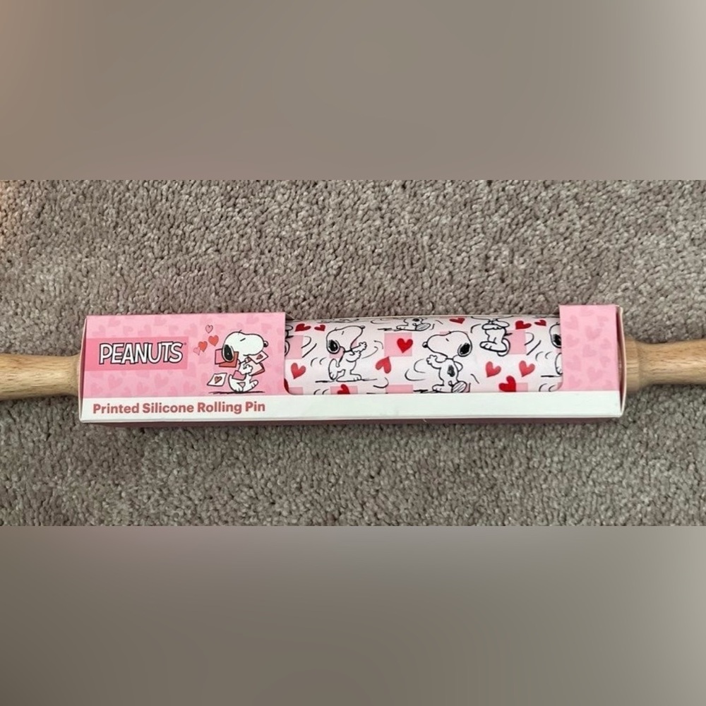 Snoopy Silicone Rolling Pin with Hearts  Valentine